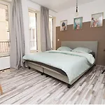 Spacious In The Heart Of The Center With Parking Space Lejlighed *