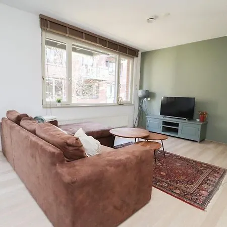 Spacious In The Heart Of The Center With Parking Space * Bréda