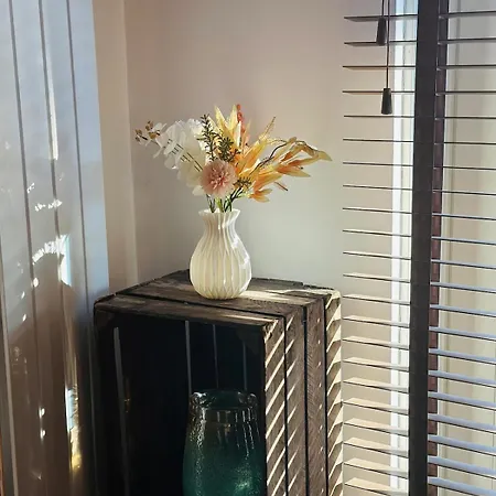 Spacious In The Heart Of The Center With Parking Space Breda