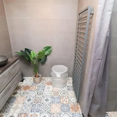 Appartamento Spacious In The Heart Of The Center With Parking Space *