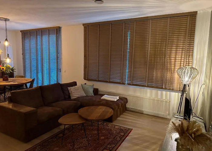 Appartamento Spacious In The Heart Of The Center With Parking Space