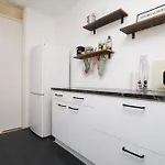 Apartment Spacious In The Heart Of The Center With Parking Space *