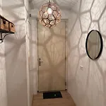 Apartment Spacious In The Heart Of The Center With Parking Space *