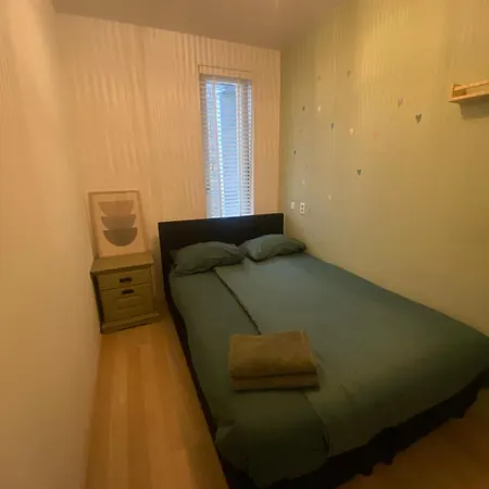 Spacious In The Heart Of The Center With Parking Space Apartment Breda